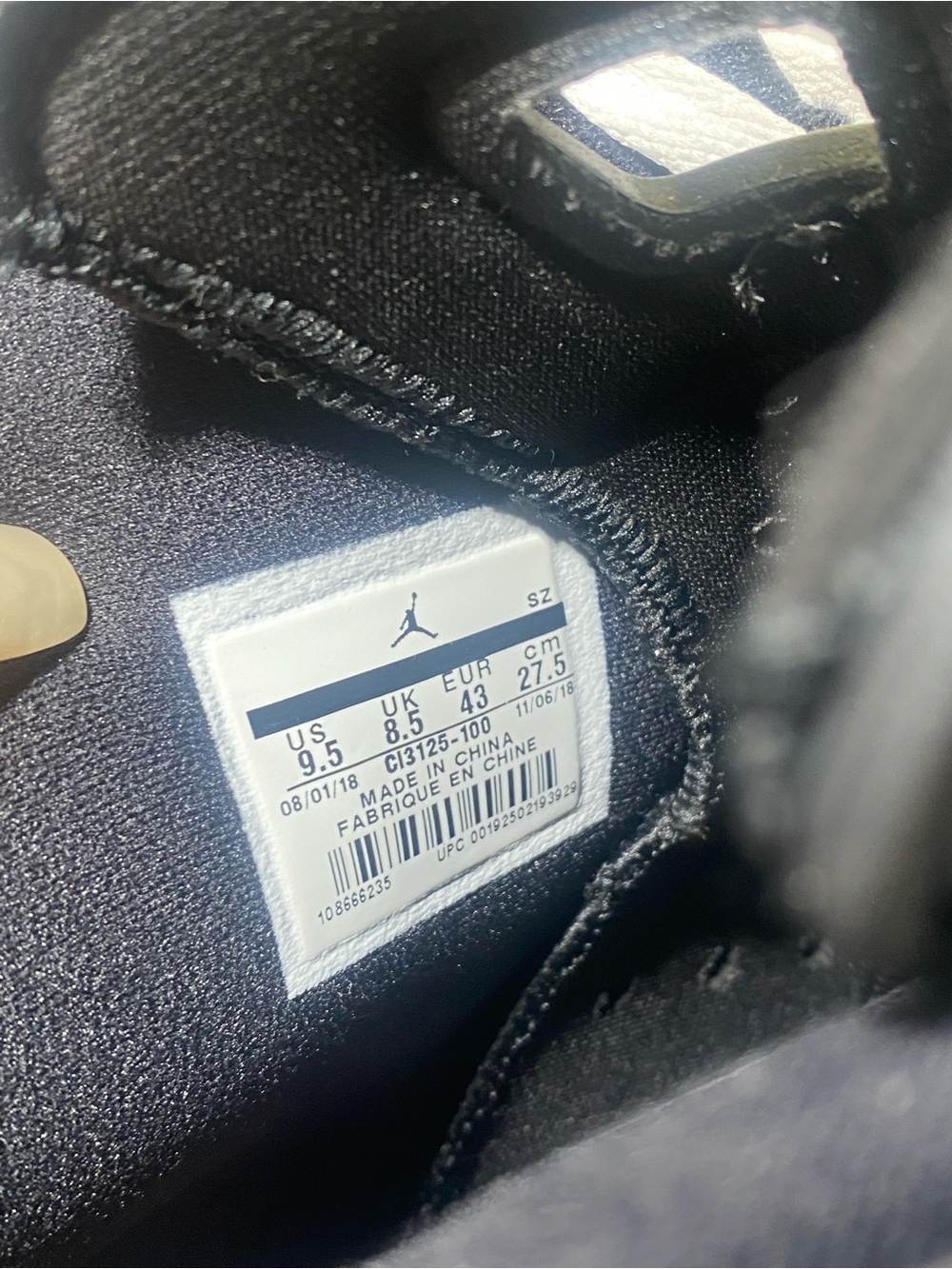 Air Jordan 6 Retro "Reflective" Style Code: CI3125-100, released in 2019) - Picture 7 of 7